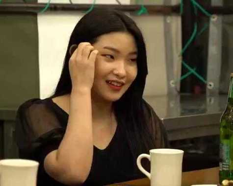 Chị Gái Ngực Khủng - jav